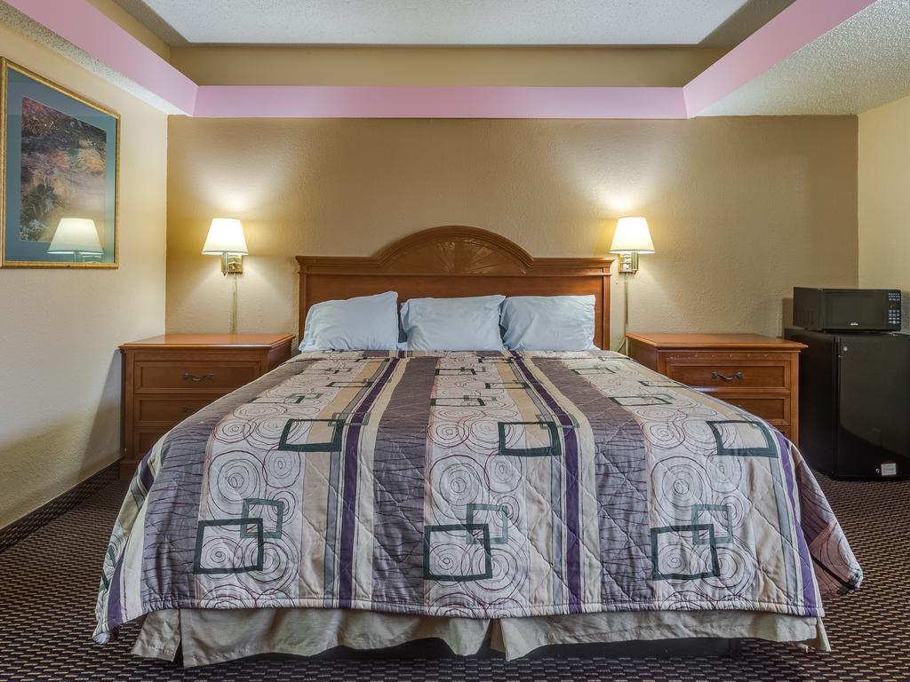Travelers Inn Midwest City Kültér fotó