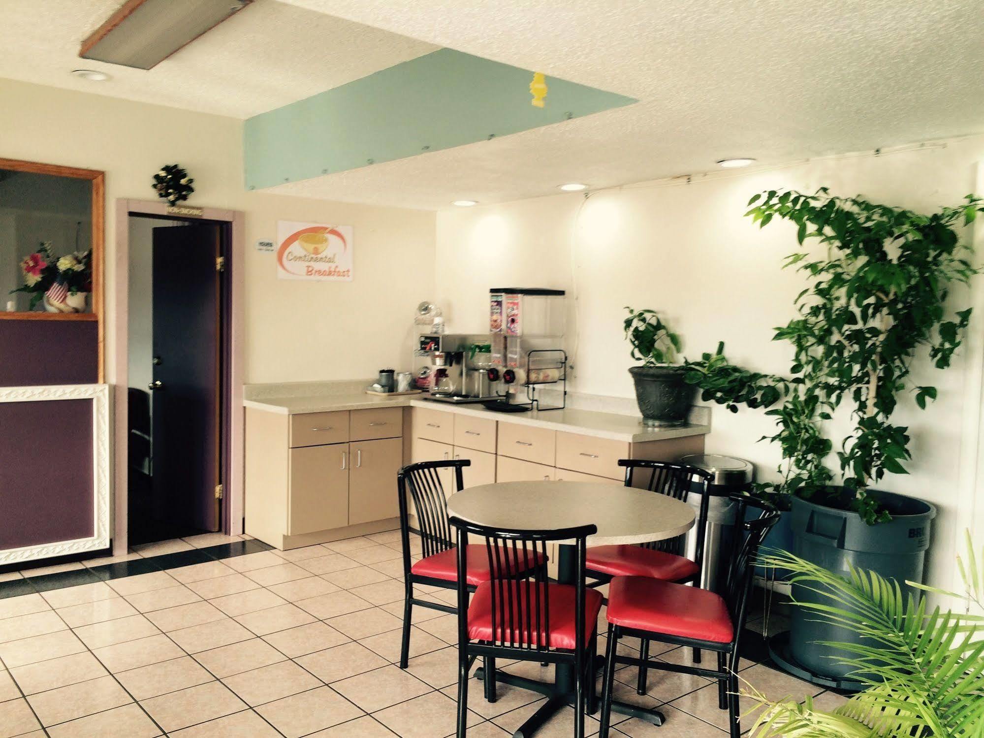 Travelers Inn Midwest City Kültér fotó