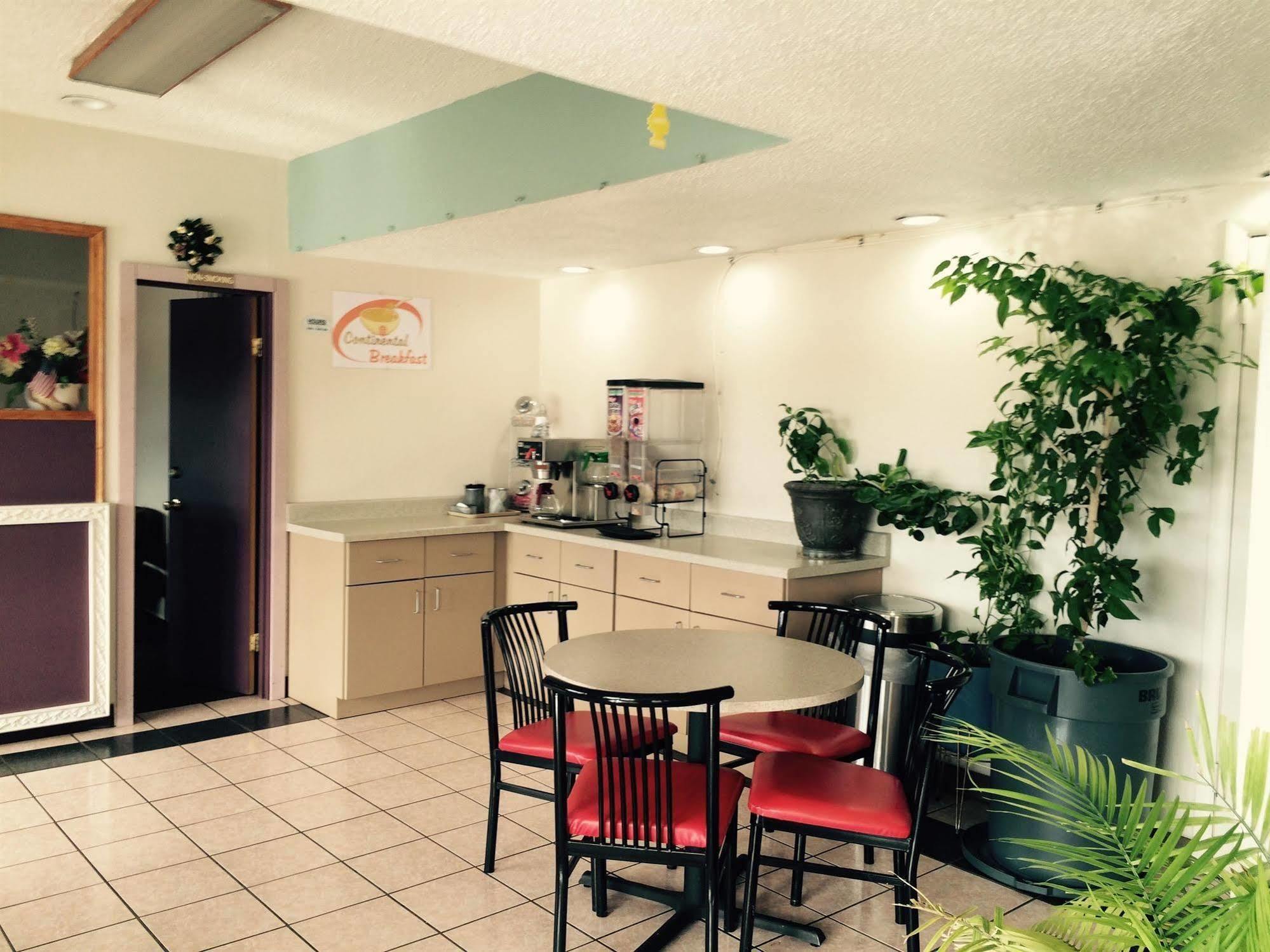 Travelers Inn Midwest City Kültér fotó